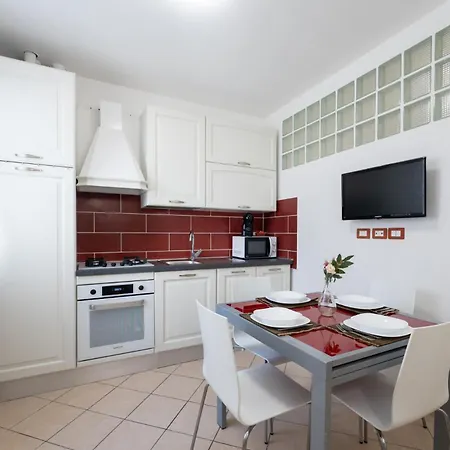 Easylife - Comodo Monolocale Vicino Apartment