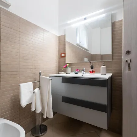 Easylife - Comodo Monolocale Vicino Apartment