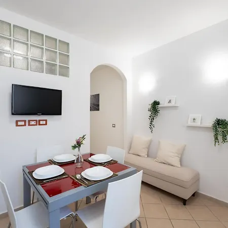 Easylife - Comodo Monolocale Vicino