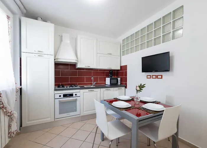 Easylife - Comodo Monolocale Vicino Lägenhet